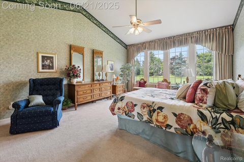 Single Family Residence in Plymouth MI 11201 Fellows Creek Drive 20.jpg