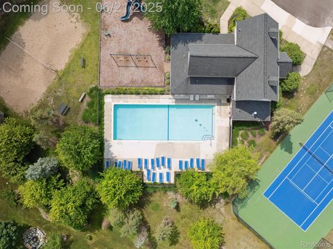 Single Family Residence in Plymouth MI 11201 Fellows Creek Drive 59.jpg