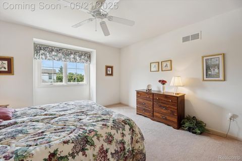 Single Family Residence in Plymouth MI 11201 Fellows Creek Drive 30.jpg