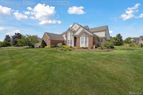 Single Family Residence in Plymouth MI 11201 Fellows Creek Drive 3.jpg