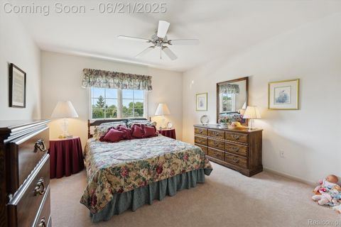 Single Family Residence in Plymouth MI 11201 Fellows Creek Drive 24.jpg