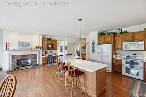 Single Family Residence in Plymouth MI 11201 Fellows Creek Drive 18.jpg
