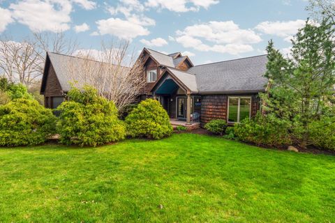 Single Family Residence in Ann Arbor Washtenaw MI 4138 W Loch Alpine Drive.jpg