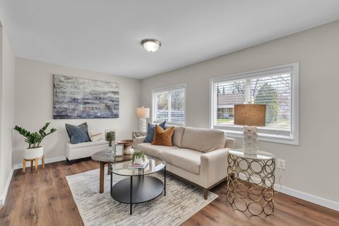 Single Family Residence in Westland Wayne MI 2040 FREEMAN Street.jpg