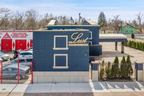 Business in HighlandPark_Wayne MI 141 W 8 MILE Road.jpg