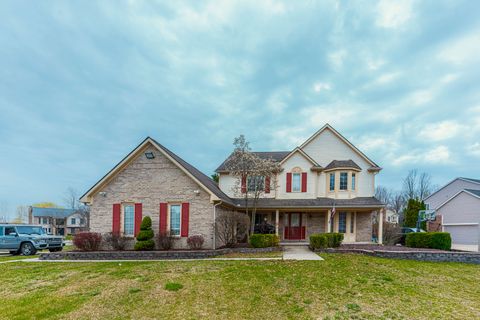 Single Family Residence in Canton_Wayne MI 41647 SINGH Drive.jpg