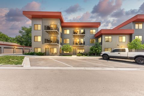 Condominium in Brighton MI 293 N 2nd Street #201.jpg