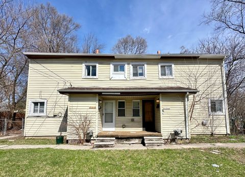 Multi Family in Westland Wayne MI 31563 ALPENA Ct.jpg