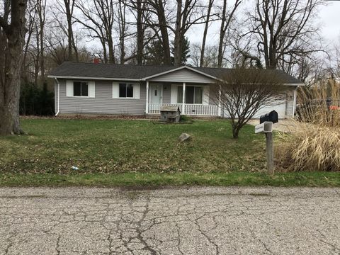Single Family Residence in Flint_Genesee MI 4424 Mollwood Dr.jpg