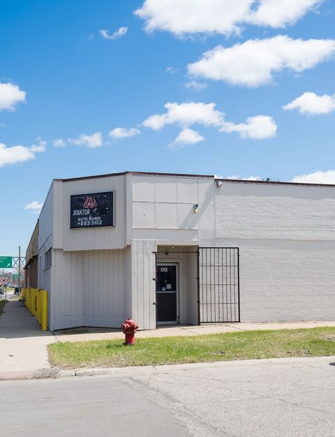  in HighlandPark_Wayne MI 300 E 8 MILE Road.jpg
