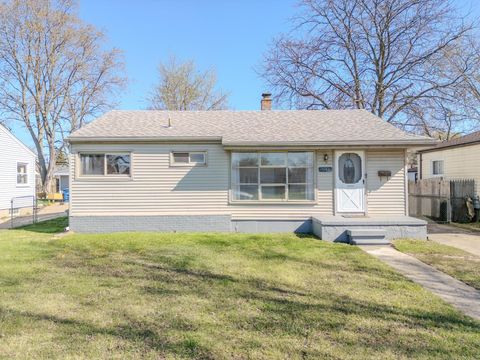 Single Family Residence in Westland Wayne MI 31524 HAZELWOOD Street.jpg