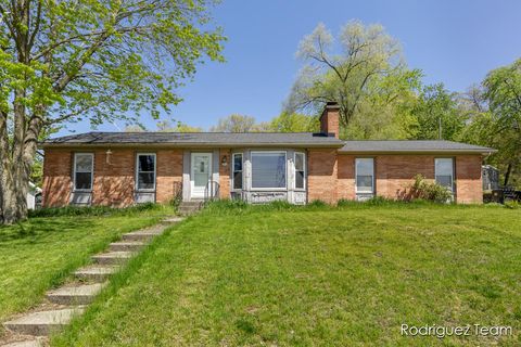 Single Family Residence in Grand Rapids Kent MI 1169 Sluyter Street.jpg
