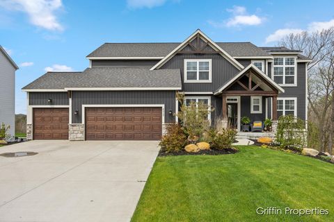 Single Family Residence in Grand Rapids Kent MI 4515 Harbor View Drive.jpg