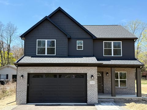 Single Family Residence in Plymouth Wayne MI 15563 MARILYN Avenue.jpg