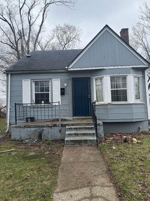 Single Family Residence in Detroit Wayne MI 9605 Decatur Street.jpg