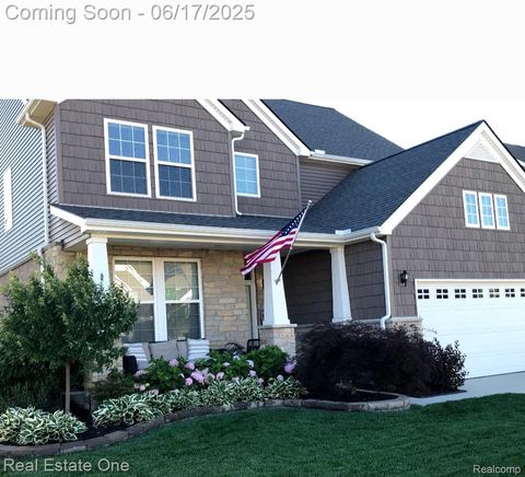 Single Family Residence in Westland MI 7941 Chestnut Drive.jpg