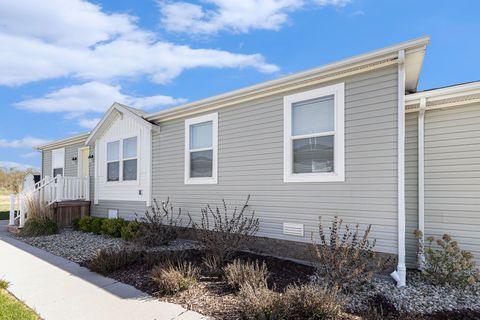 Single Family Residence in Eagle Clinton MI 13780 ALASKA Avenue.jpg