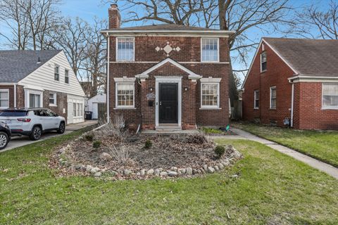 Single Family Residence in HighlandPark_Wayne MI 2625 W 8 MILE Road.jpg