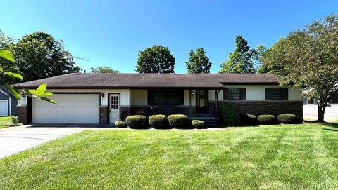 Single Family Residence in Van Buren MI 1140 E HURON RIVER Drive.jpg