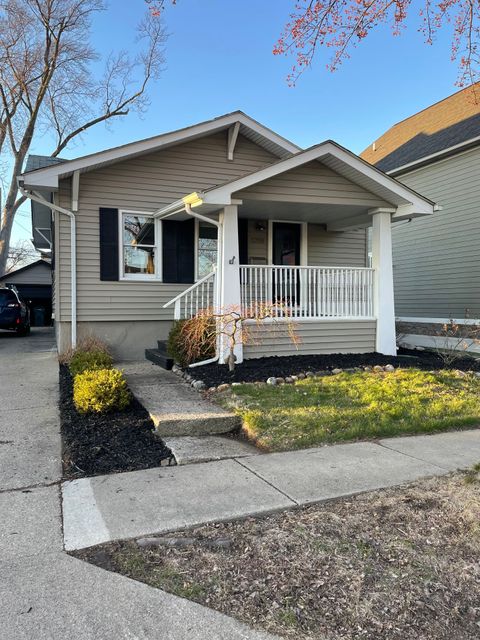 Single Family Residence in Birmingham_Oakland MI 1259 HUMPHREY Avenue.jpg