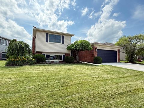 Single Family Residence in Canton MI 1700 Copeland Circle.jpg