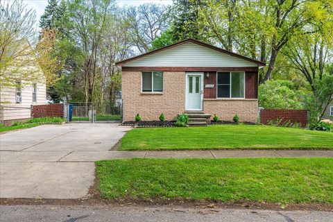 Single Family Residence in Westland MI 35302 Glen.jpg