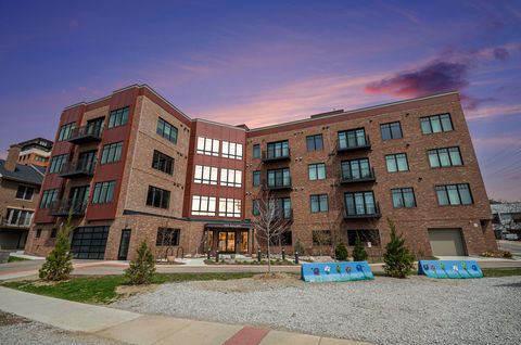 Condominium in Ann Arbor Washtenaw MI 441 S Ashley St #306.jpg