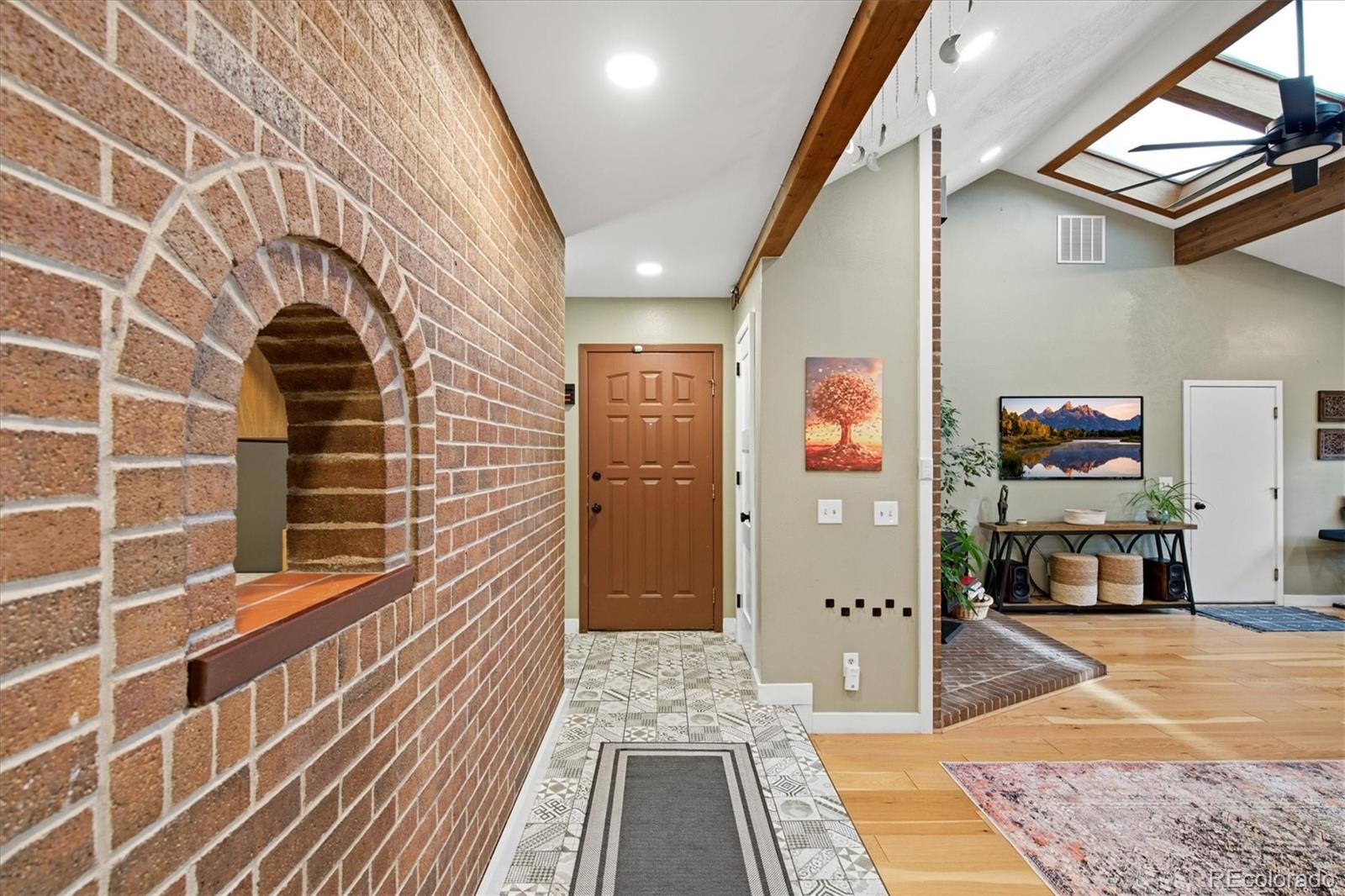 643 Brentwood St, Lakewood, CO 80214 photo