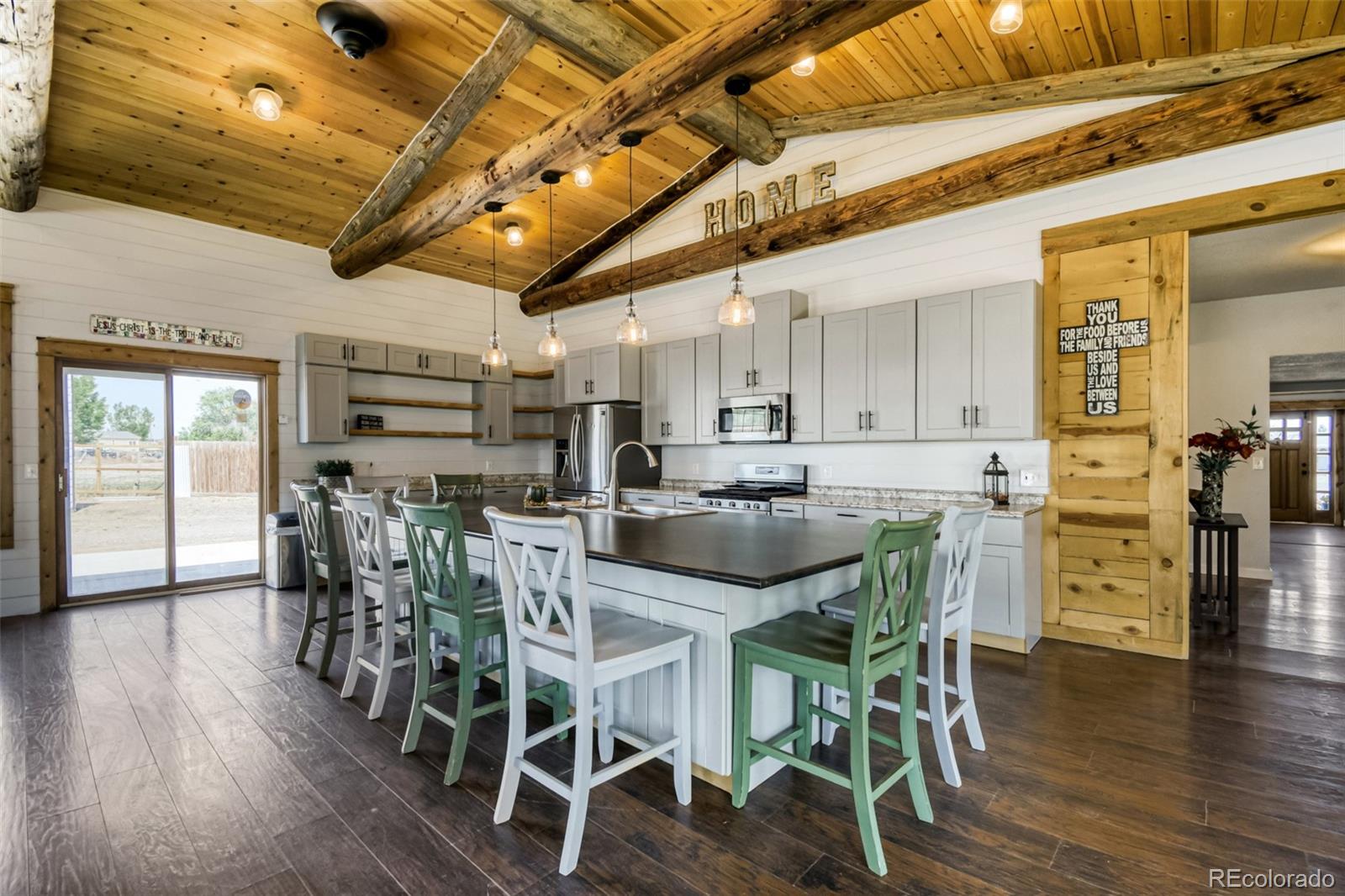 611 Pinyon Cir, Lochbuie, CO 80603 photo
