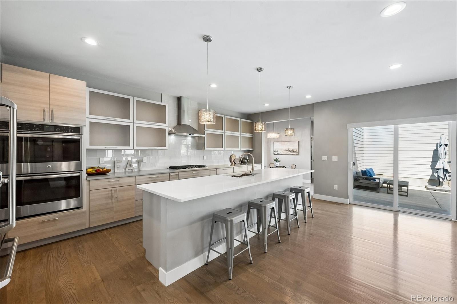 1694 S Madison St, Denver, CO 80210 photo
