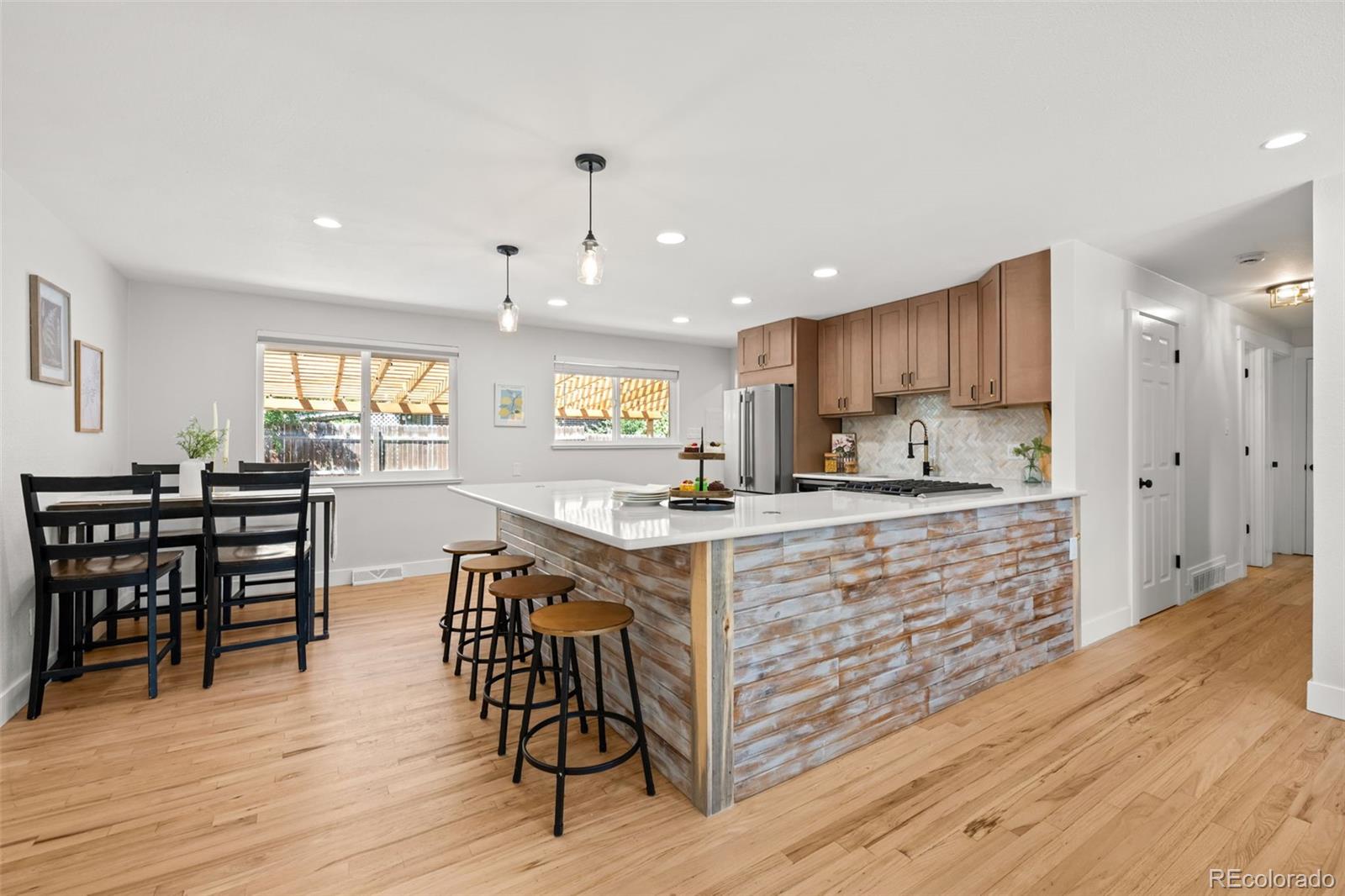 5475 Lakeview St, Littleton, CO 80120