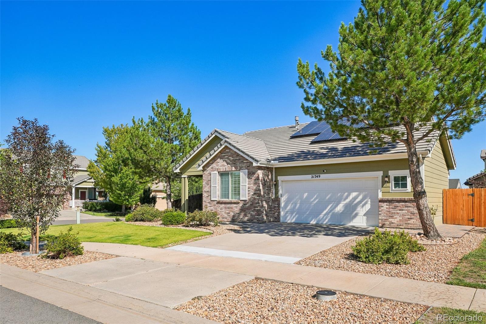 21749 E Jarvis Pl, Aurora, CO 80018 photo