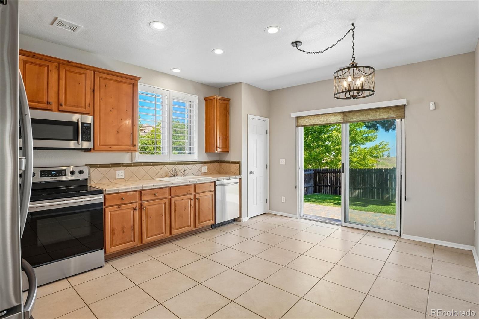 21749 E Jarvis Pl, Aurora, CO 80018 photo