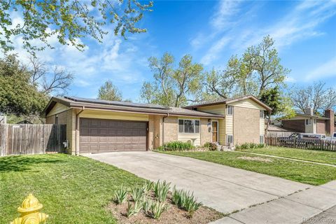 Single Family Residence in Arvada CO 6018 Owens Street.jpg