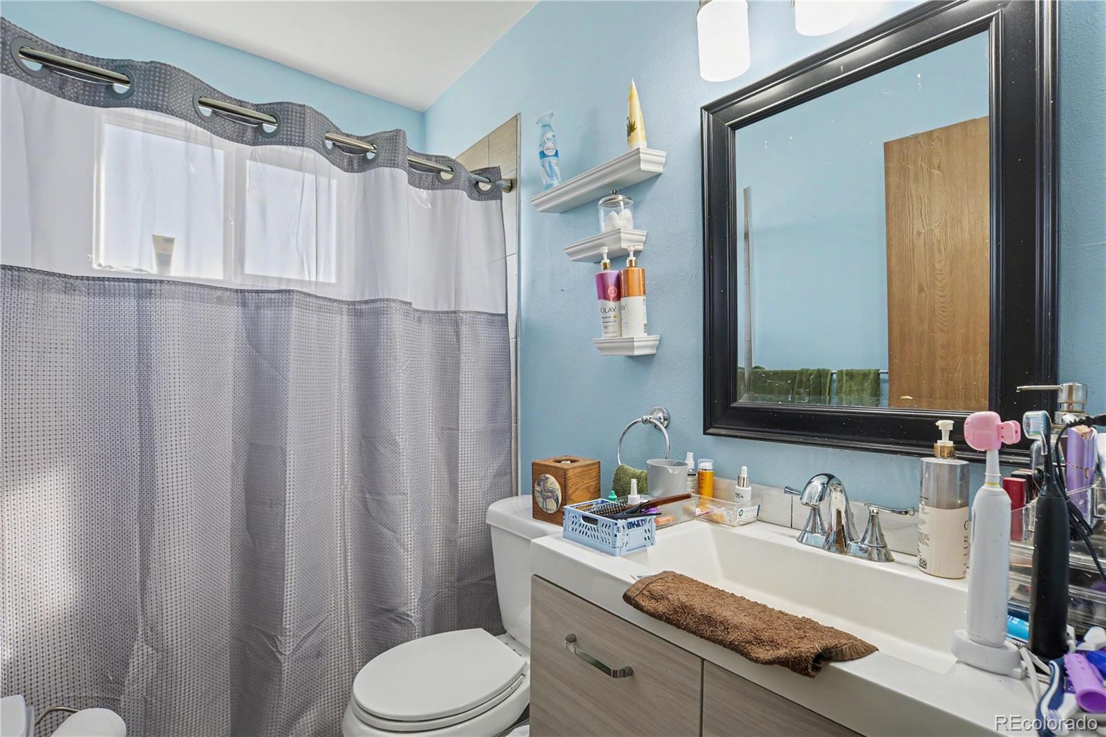 10035 Holland Ct, Broomfield, CO 80021 photo