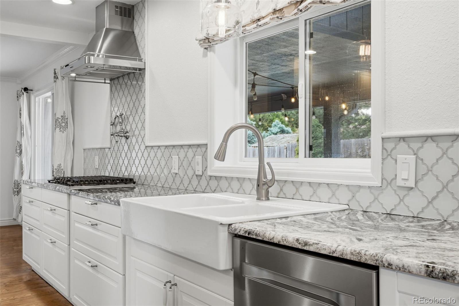 9056 E Colorado Cir, Denver, CO 80231 photo