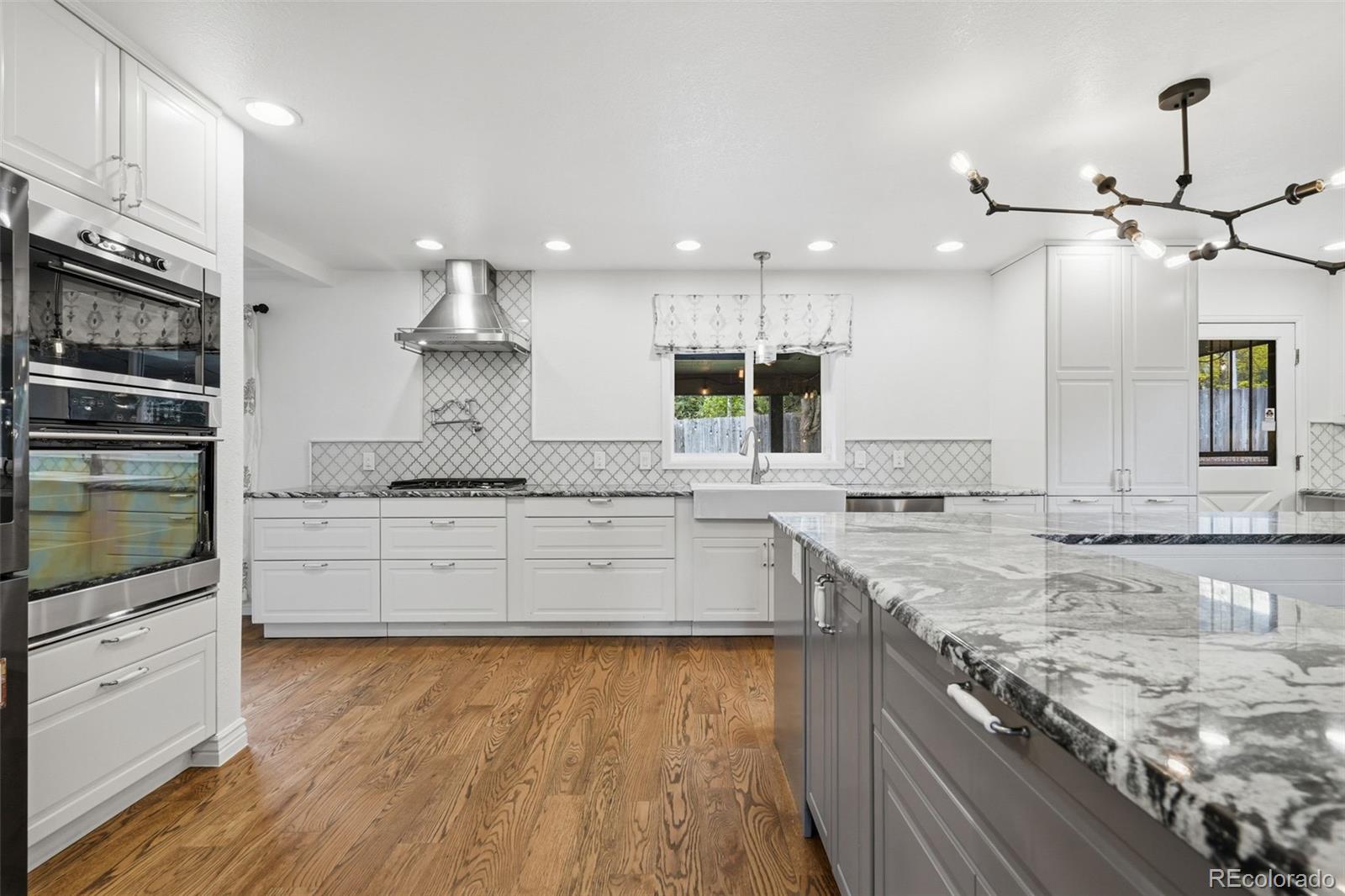 9056 E Colorado Cir, Denver, CO 80231 photo