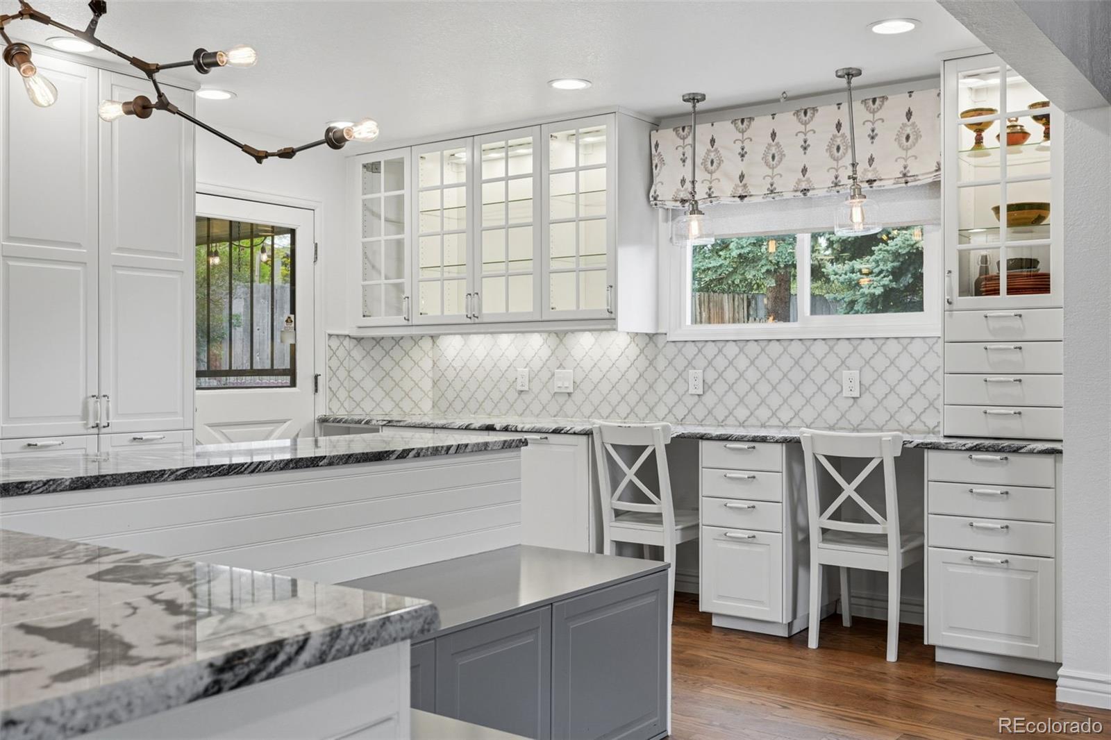 9056 E Colorado Cir, Denver, CO 80231 photo