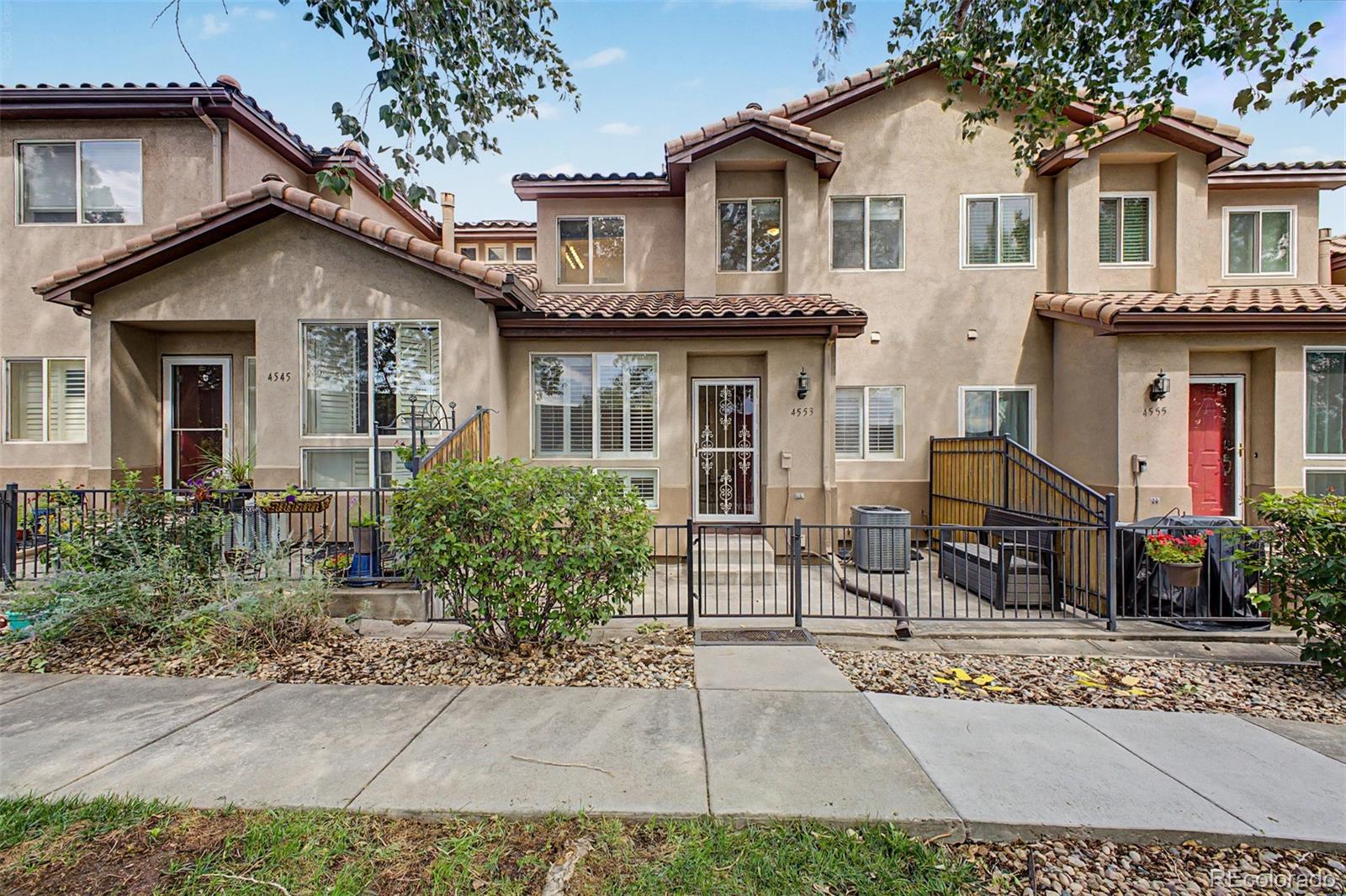 4553 S Auckland Ct, Aurora, CO 80015 photo