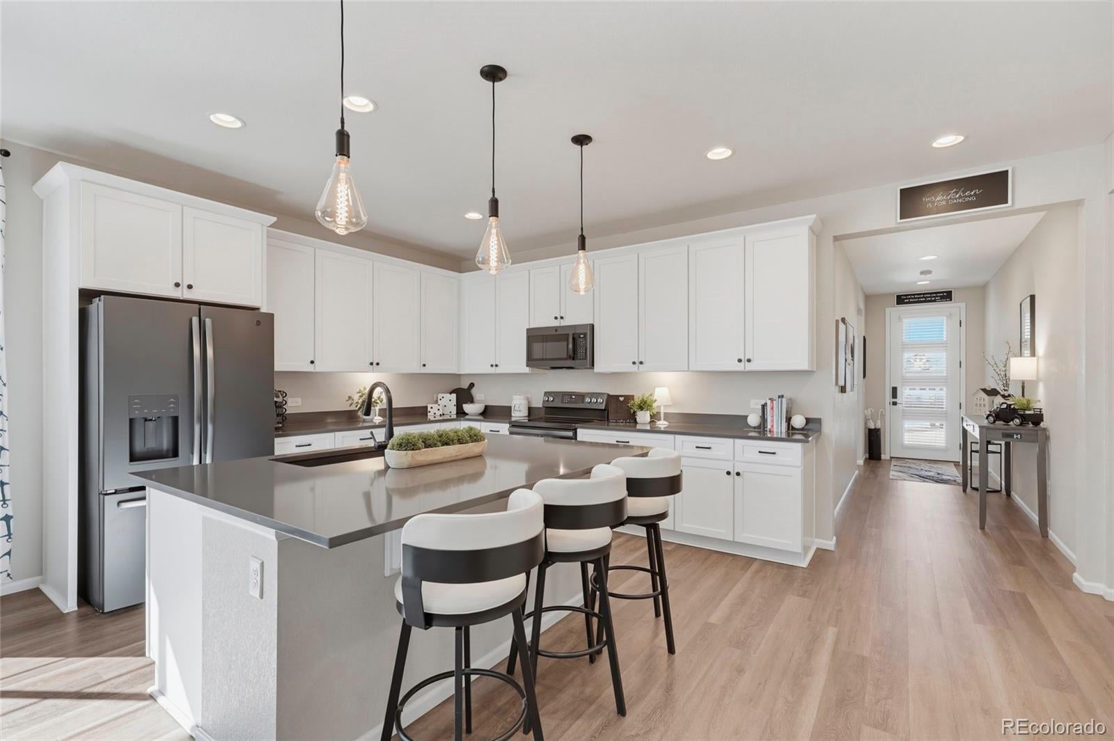 22622 E Narrowleaf Cir, Aurora, CO 80016 photo