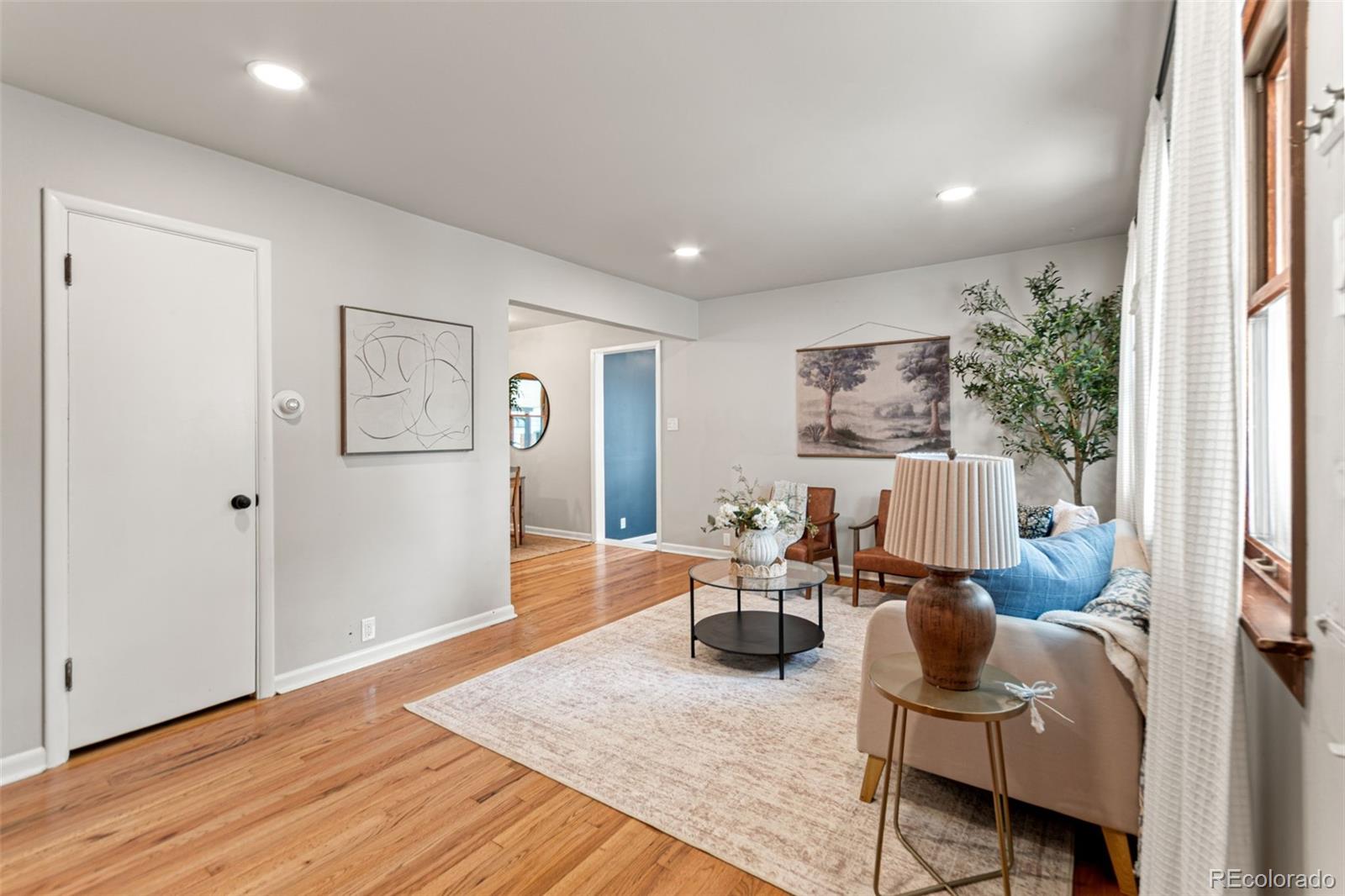 5140 S Pearl St, Littleton, CO 80121 photo