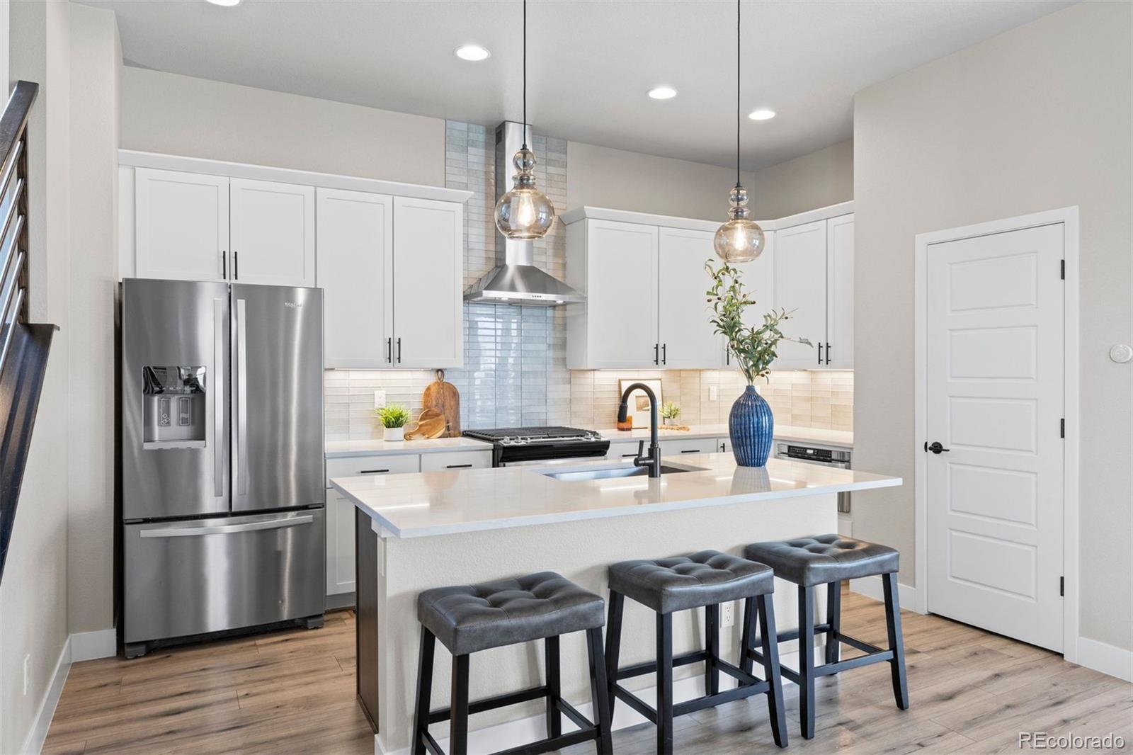 1562 Stablecross Dr, Castle Pines, CO 80108 photo