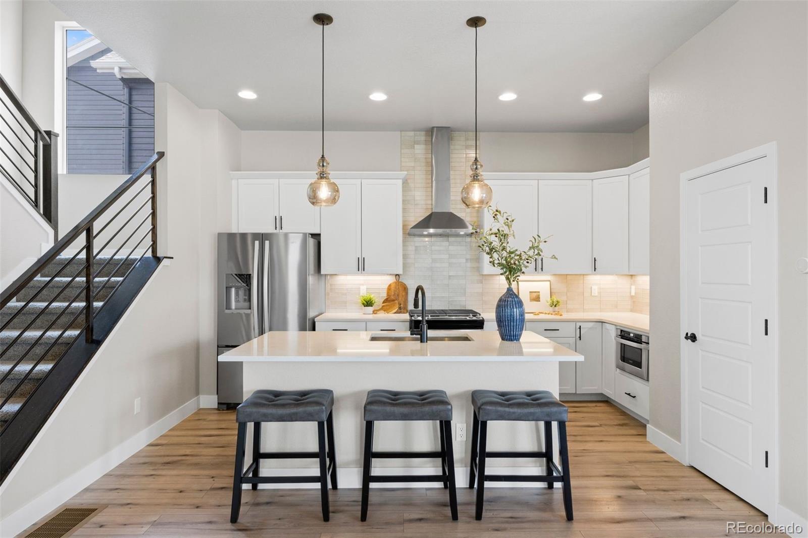1562 Stablecross Dr, Castle Pines, CO 80108 photo