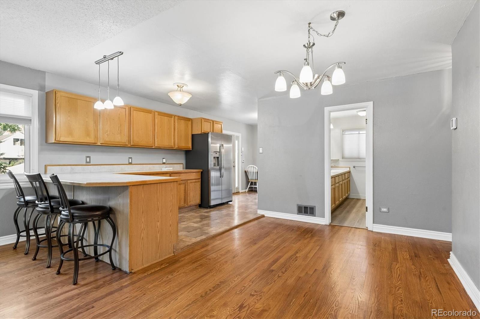 961 Kendall St, Lakewood, CO 80214 photo