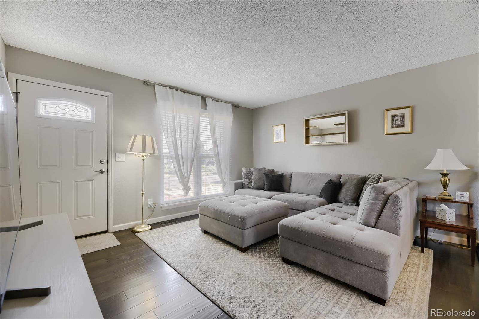9367 W Hamilton Dr, Denver, CO 80227 photo