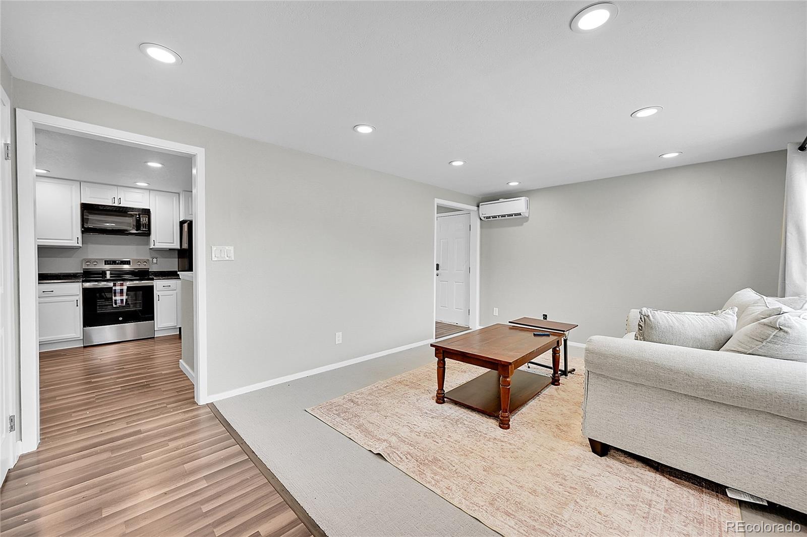 11898 S Clayson St, Parker, CO 80138 photo