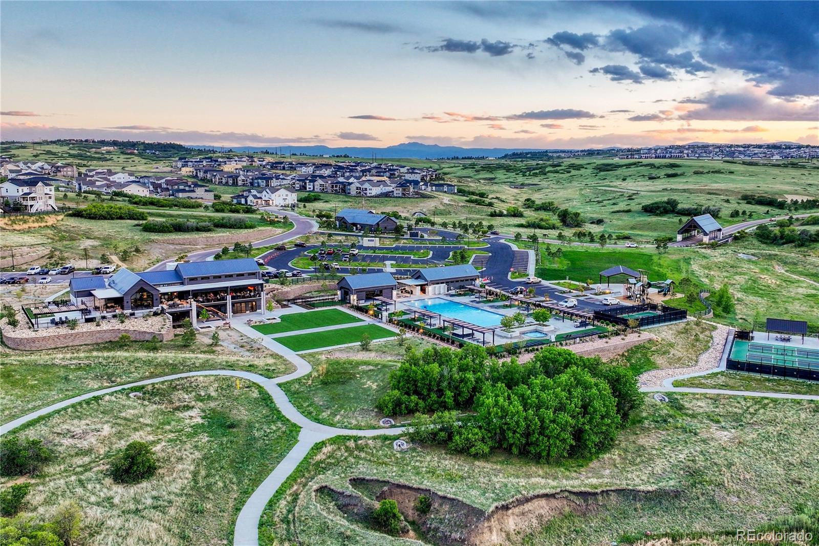 1470 Golden Sill Dr, Castle Rock, CO 80108 photo