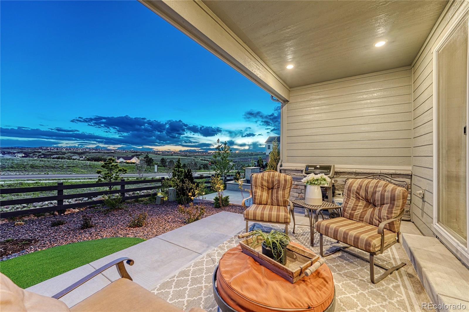 1470 Golden Sill Dr, Castle Rock, CO 80108 photo