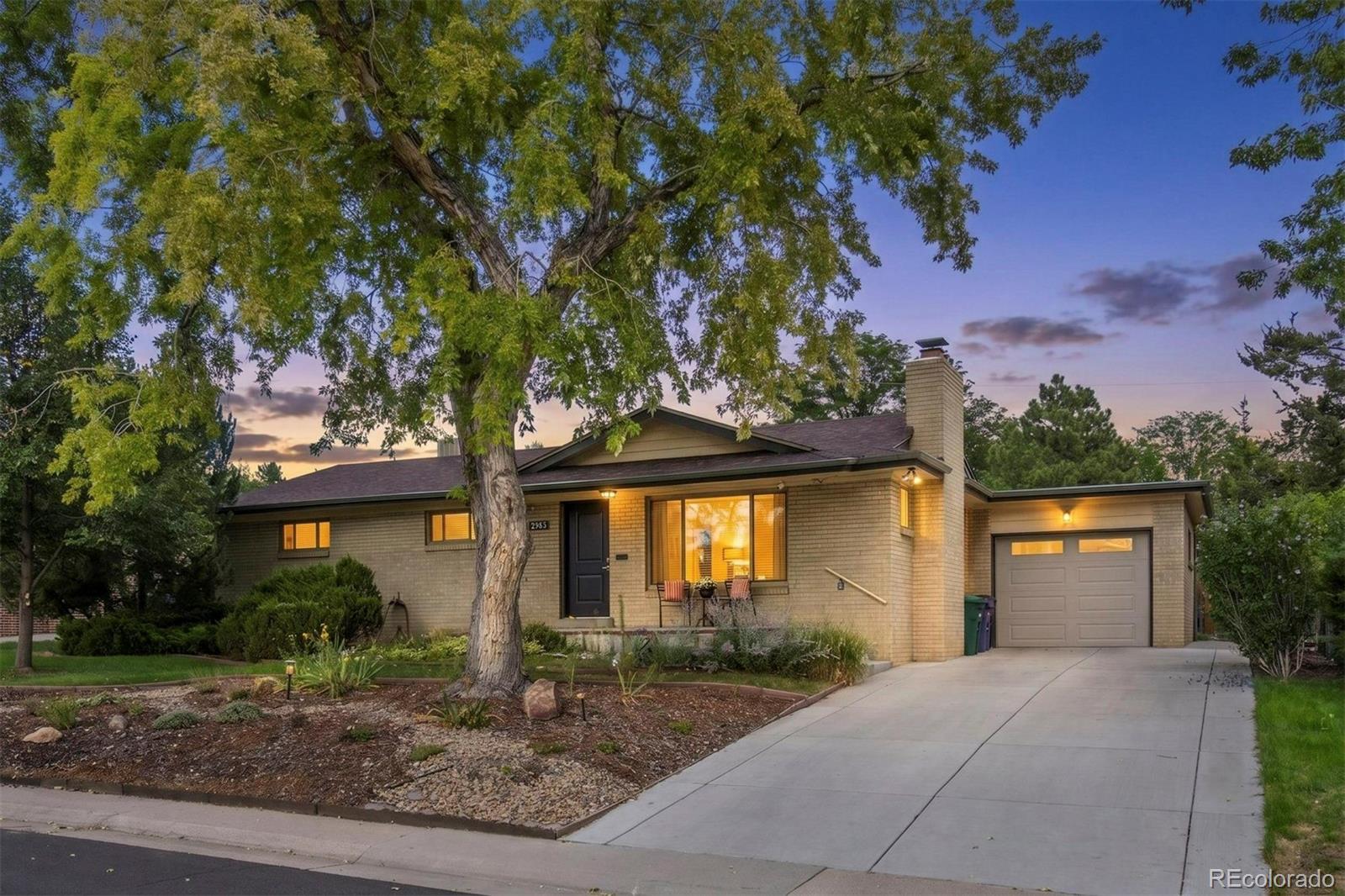 2582 S Dennison Ct, Denver, CO 80222 photo