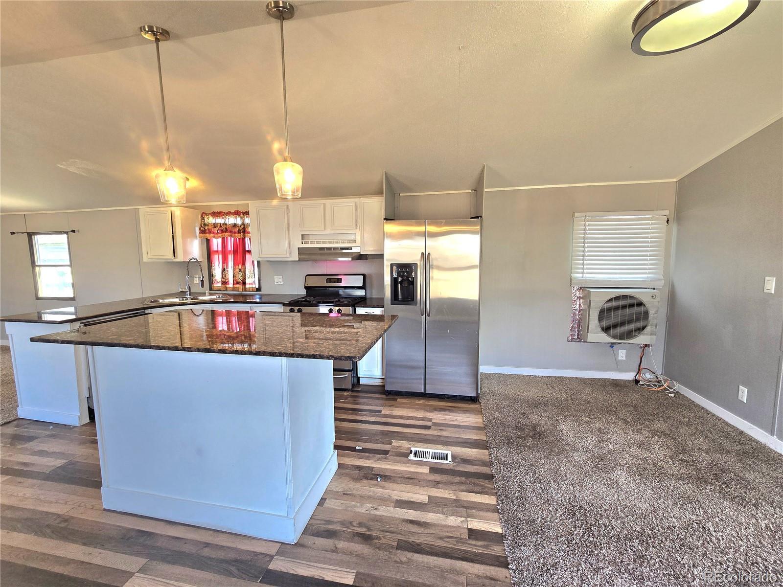 10201 Riverdale Rd, Thornton, CO 80229 photo